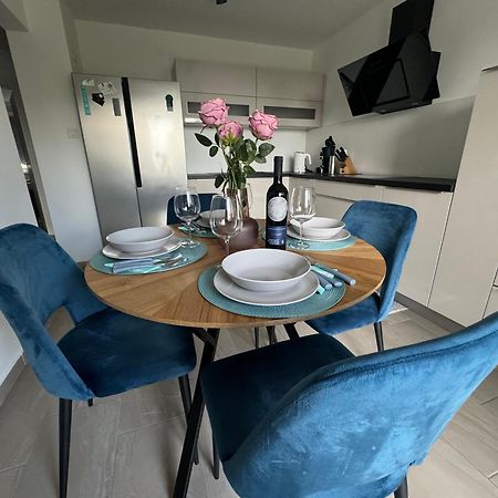Apartment Tomy Рийека Екстериор снимка