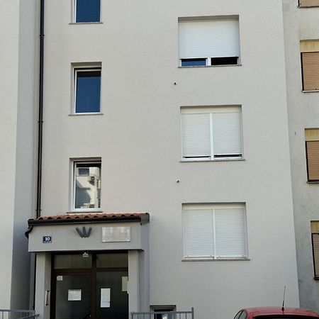 Apartment Tomy Рийека Екстериор снимка