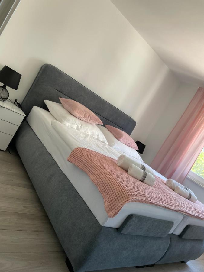 Apartment Tomy Рийека Екстериор снимка